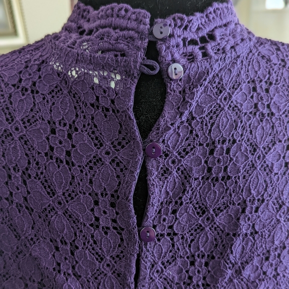 Lace crop top - Picture 3 of 5